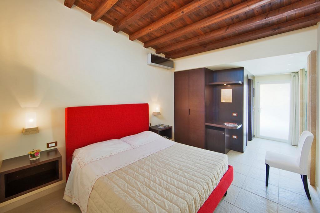 B&B Quattrostelle Cavallino di Lecce Exteriör bild